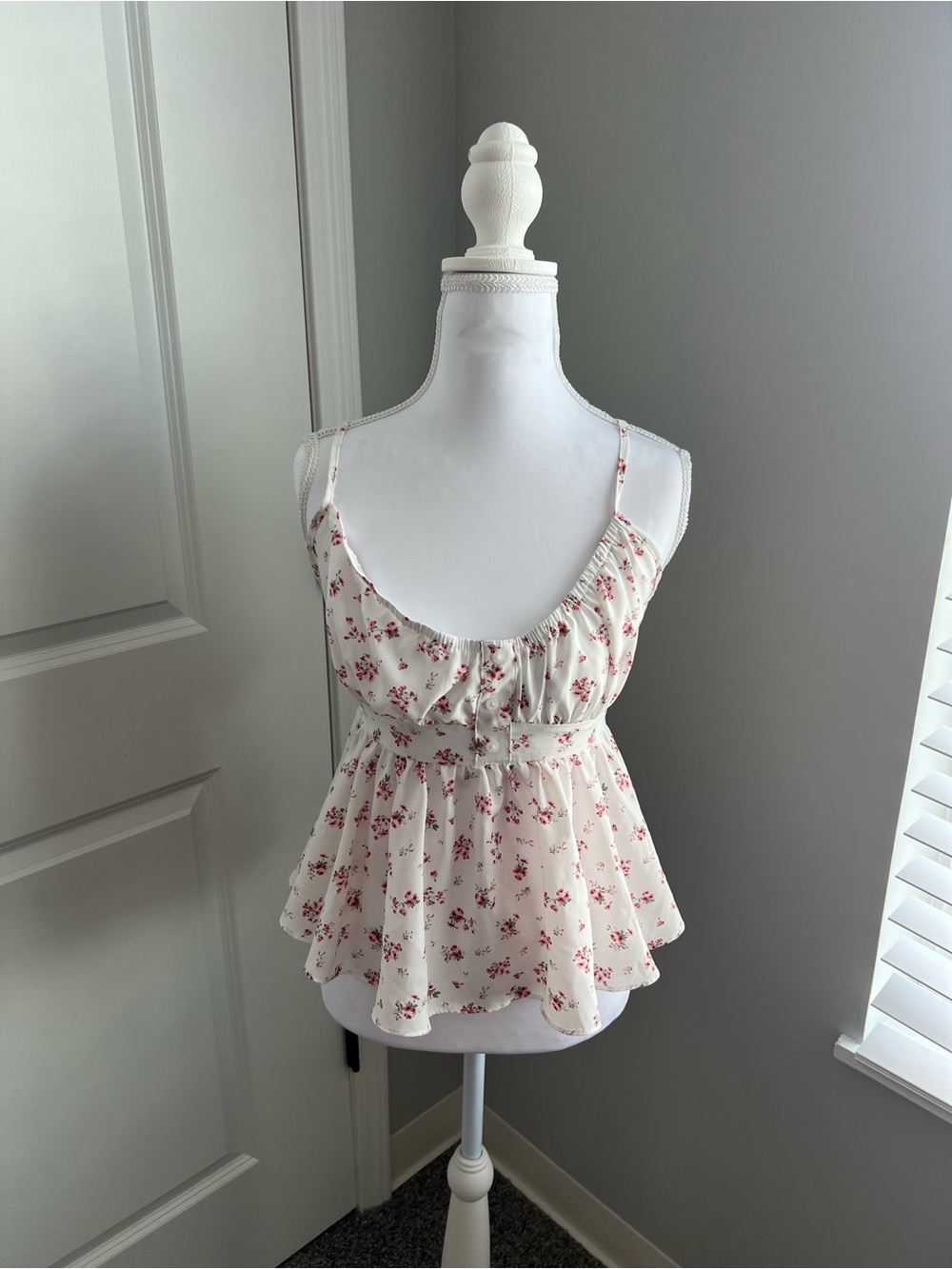 SHEIN Cream Floral Ruffle Camisole with Red Accents